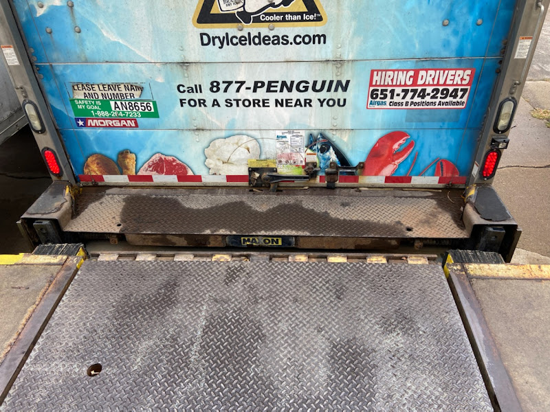 Airgas Dry Ice storefront in St Paul, TX
