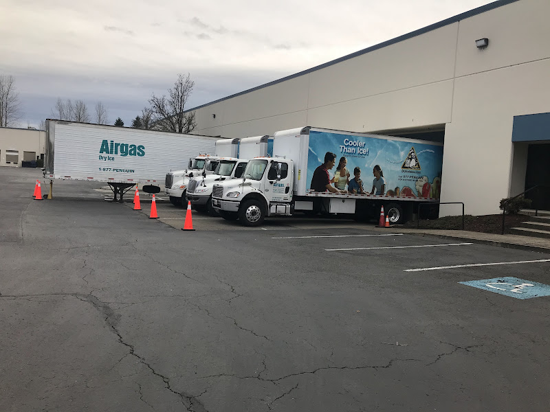 Airgas Dry Ice storefront in Portland, TX