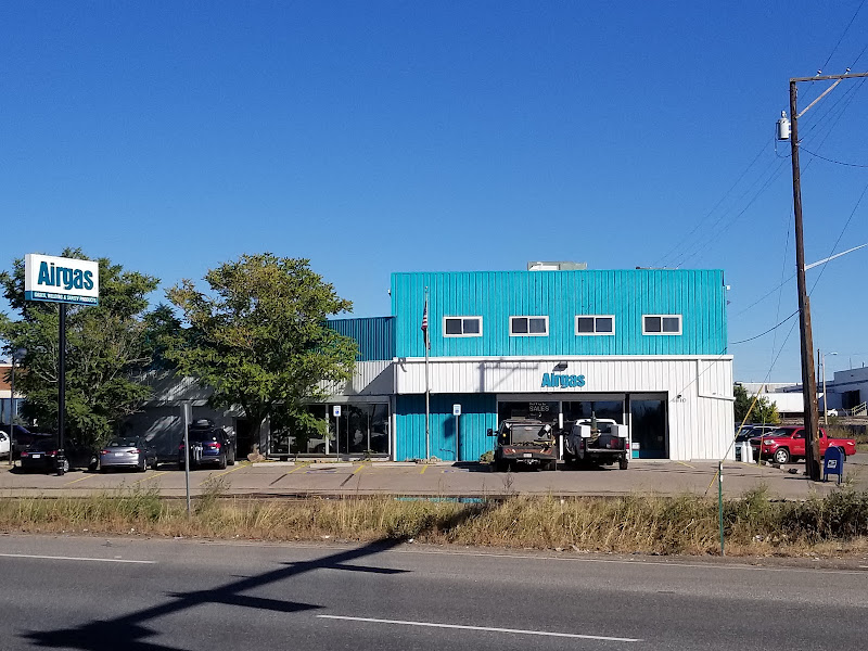 Airgas Store storefront in Denver, TX