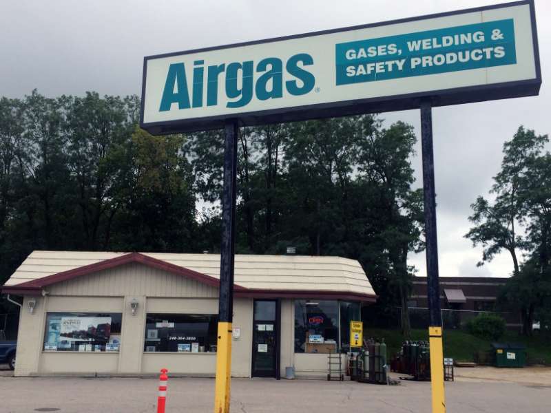 Airgas Store storefront in Auburn Hills, TX