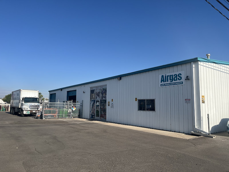 Airgas Store storefront in Greeley, TX
