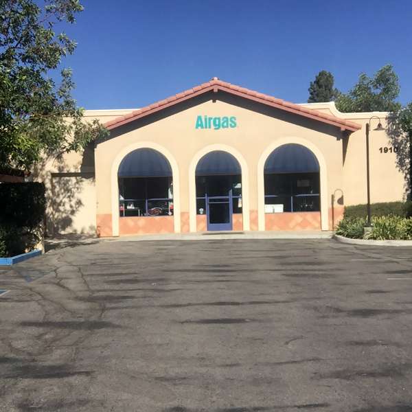 Airgas Store storefront in Simi Valley, TX