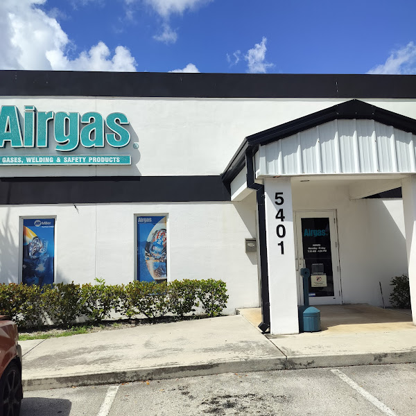 Airgas Store storefront in Fort Lauderdale, TX