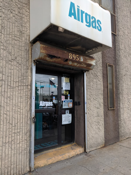 Airgas Store storefront in Bronx, TX
