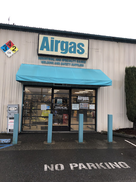 Airgas Store storefront in Hayward, TX