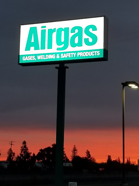 Airgas Store storefront in Yuba City, TX