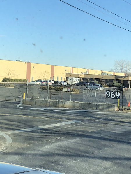 American Welding Products Warehouse and Distribution Center storefront in Kearny, TX
