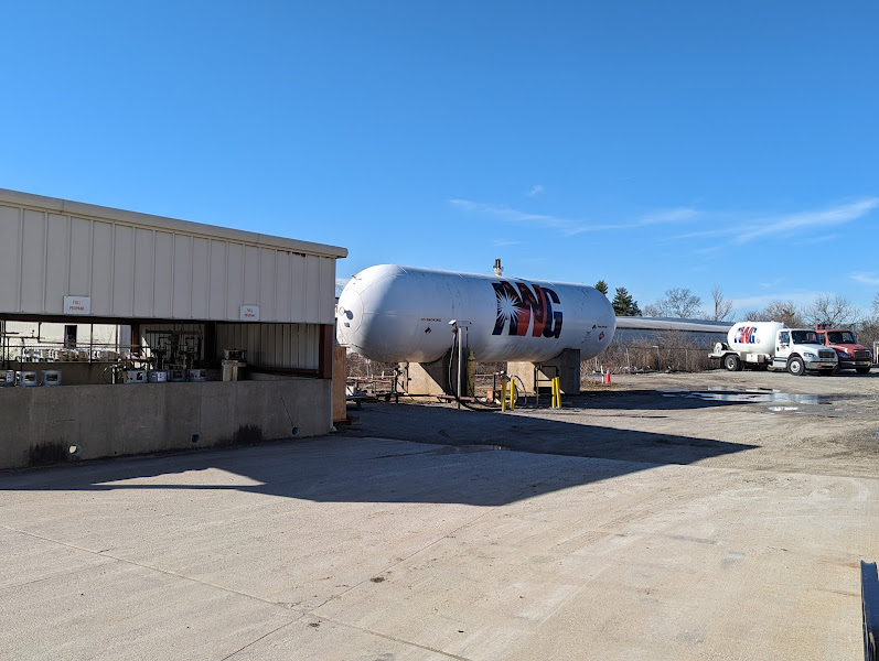 AWG, Gases & Welding Supplies storefront in Louisville, TX