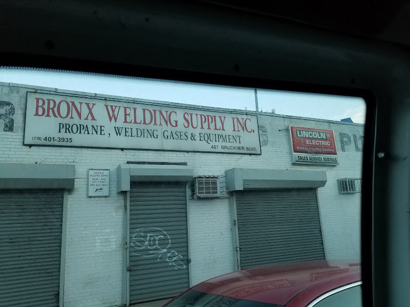 Bronx Welding Supply Co storefront in Bronx, TX