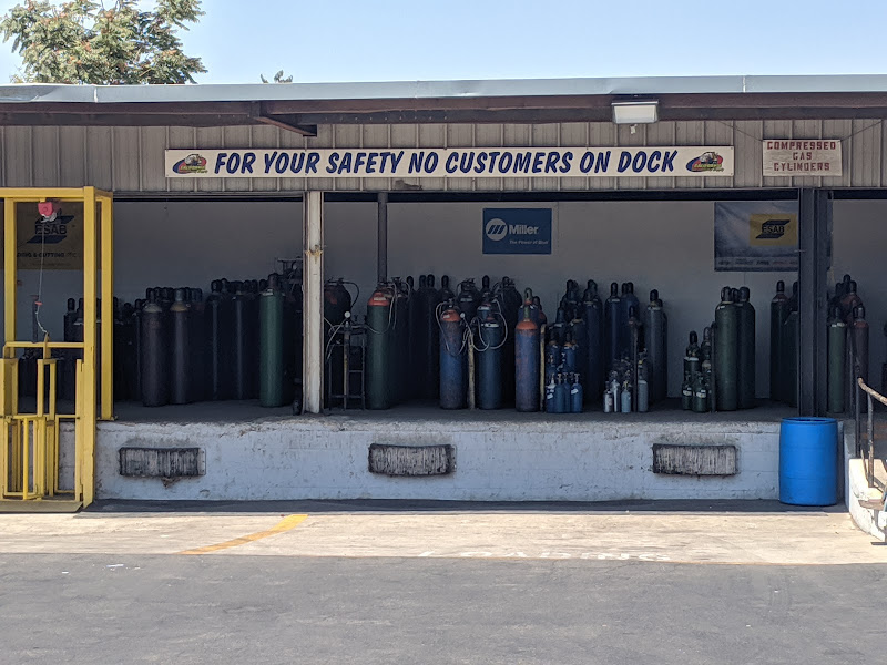 California Tool & Welding Supply storefront in Riverside, TX
