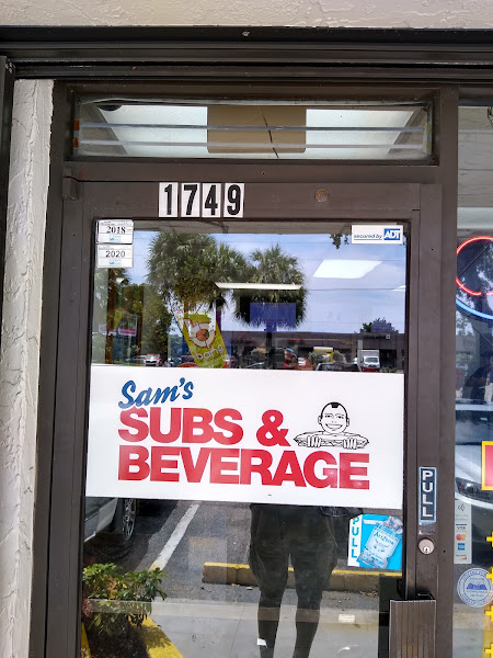 County Welding Equipment and Medical Gases storefront in Pompano Beach, TX