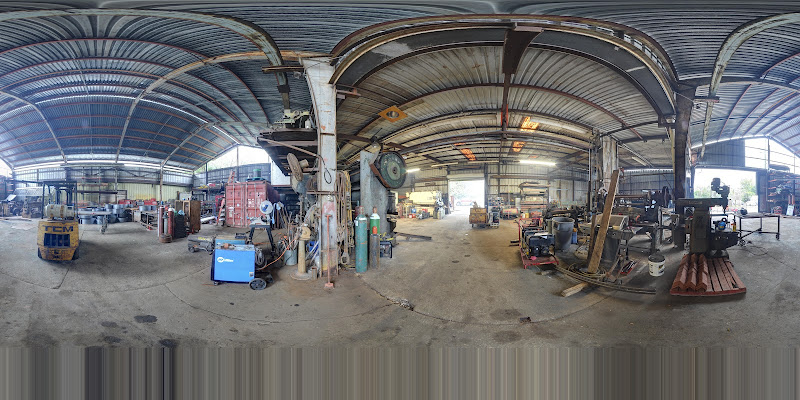 D and R Industrial Fabrication Inc. storefront in Jacksonville, TX