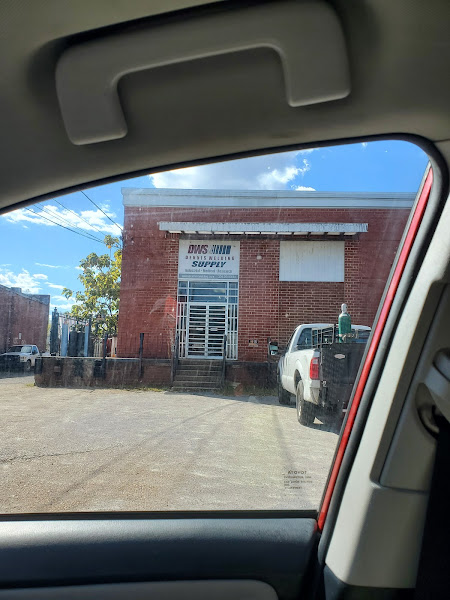 Dennis Welding Supply Co storefront in Montgomery, TX
