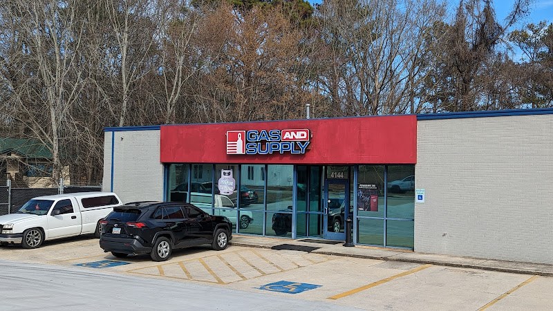 Gas and Supply - Acworth storefront in Acworth, TX
