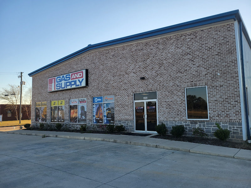 Gas and Supply - Tuscaloosa storefront in Tuscaloosa, TX