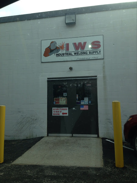 Industrial Welding Supply Inc storefront in Lakewood, TX