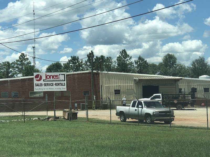 Jones Welding & Industrial Supply storefront in Albany, TX