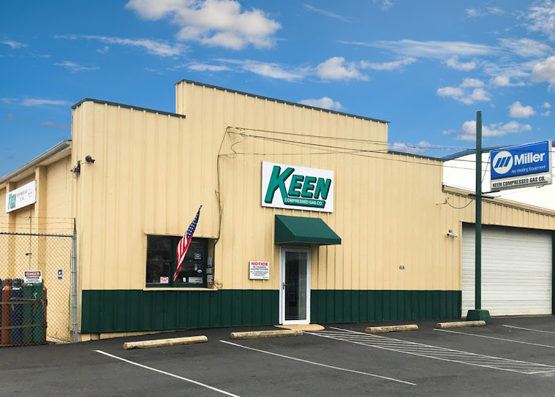 Keen Compressed Gas Co storefront in Elkton, TX