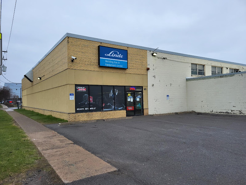 Linde Welding Gas & Equipment Center storefront in Buffalo, TX