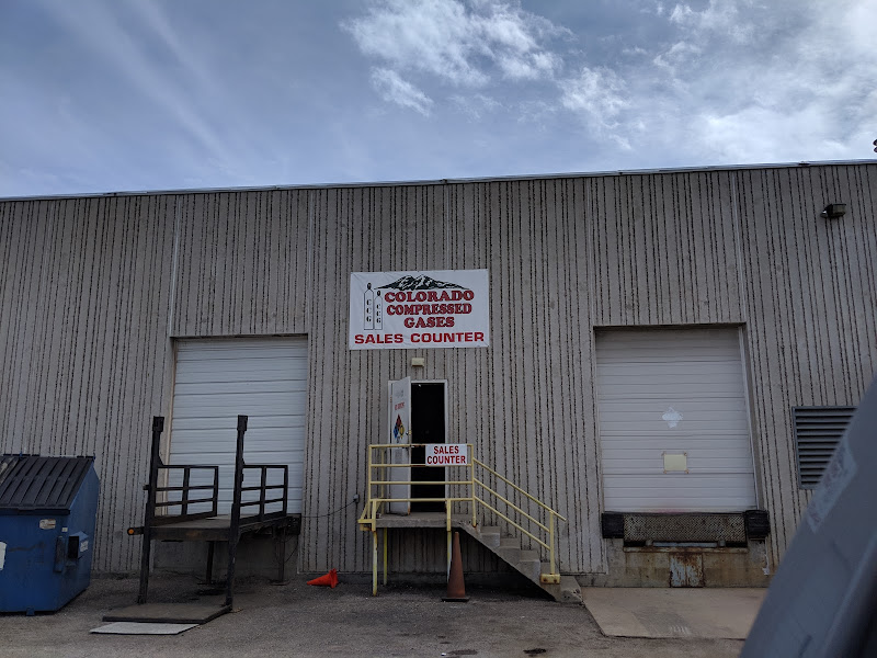Linde Welding Gas & Equipment Center storefront in Colorado Springs, TX