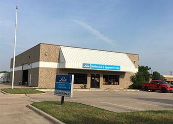 Linde Welding Gas & Equipment Center storefront in Denton, TX