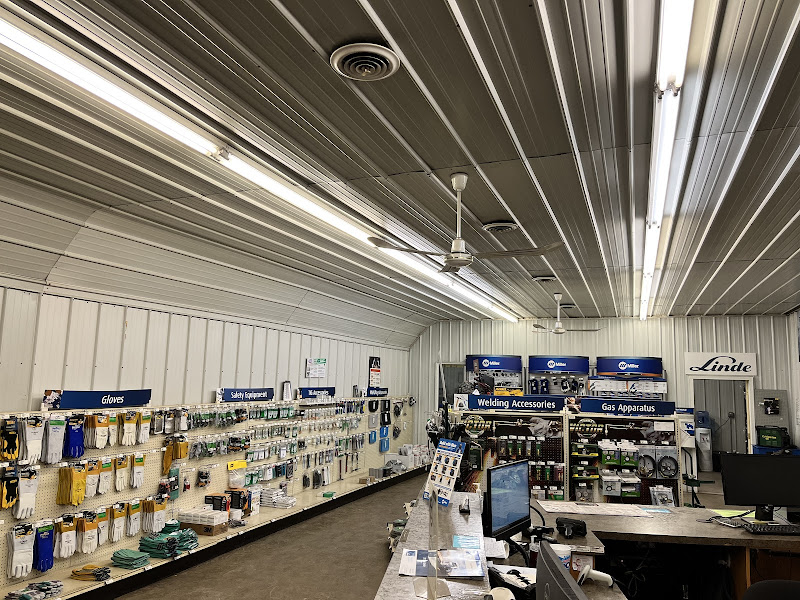 Linde Welding Gas & Equipment Center storefront in Chippewa Falls, TX