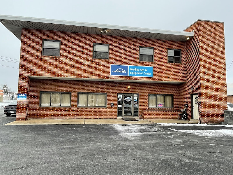 Linde Welding Gas & Equipment Center storefront in Frederick, TX