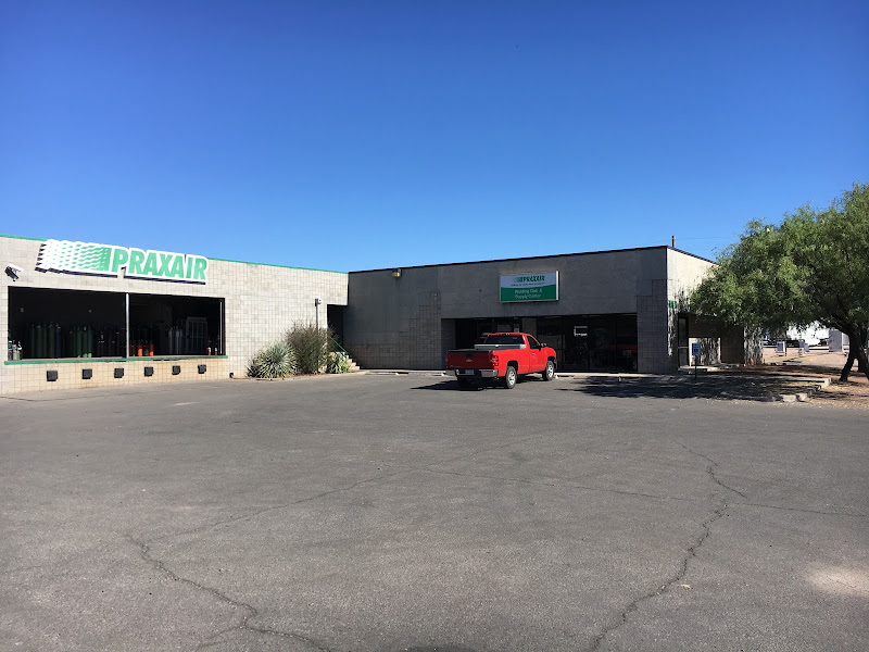 Linde Welding Gas & Equipment Center storefront in Tucson, TX