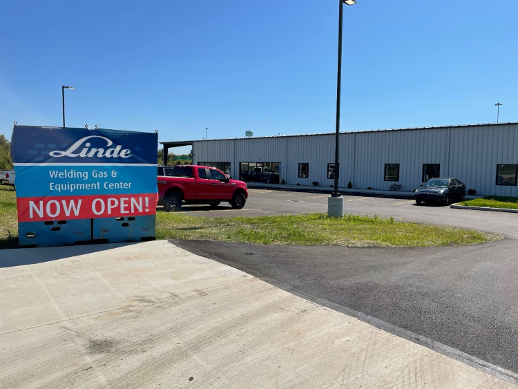 Linde Welding Gas & Equipment Center storefront in Youngstown, TX