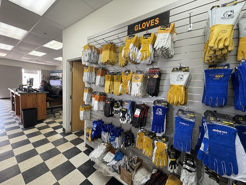 Maine Oxy storefront in Nashua, TX