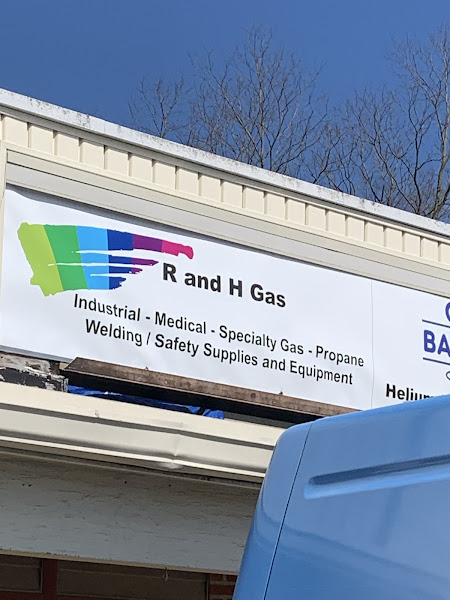 R and H Gas LLC storefront in Westerville, TX