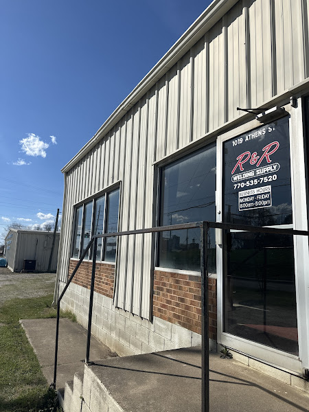 R & R Welding Supply Inc storefront in Gainesville, TX