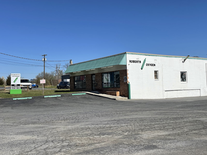 Roberts Oxygen storefront in Winchester, TX