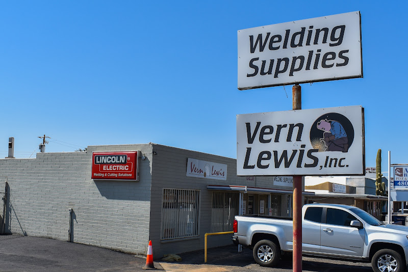 Vern Lewis Welding Supply storefront in Mesa, TX