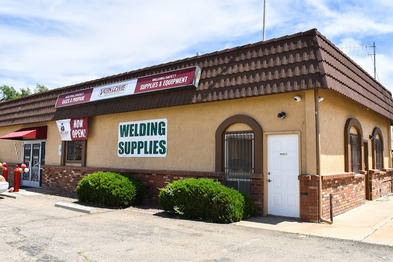 Vern Lewis Welding Supply storefront in Prescott Valley, TX