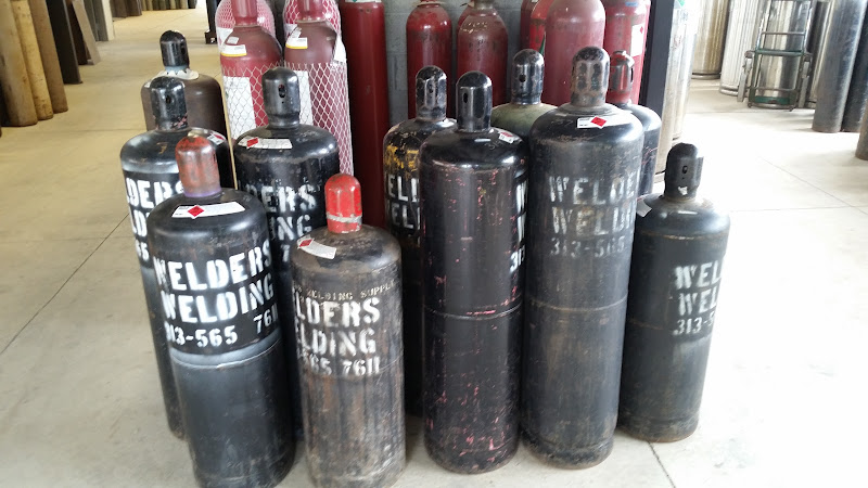 Welders Welding Supply Co storefront in Taylor, TX