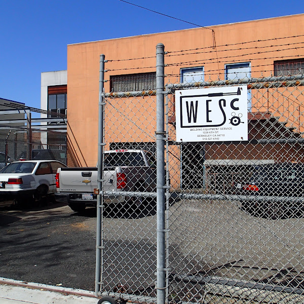 Welding Equipment Service Co storefront in Berkeley, TX
