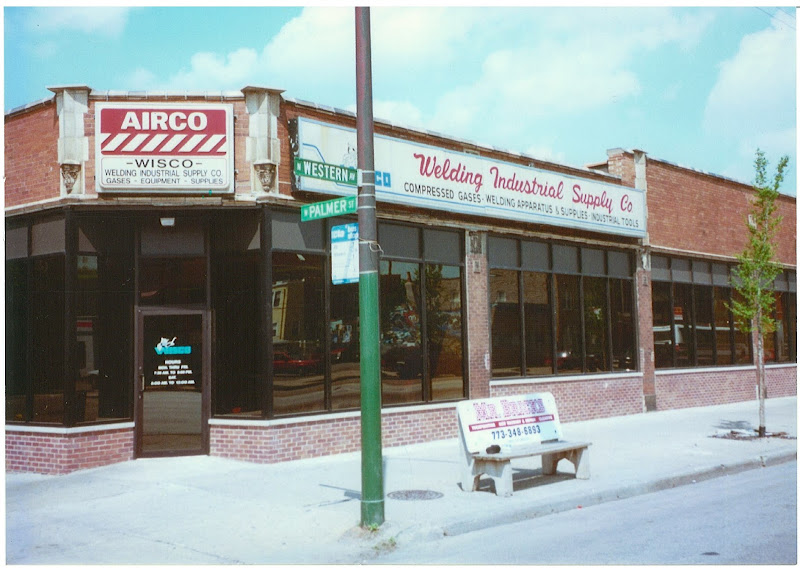 Welding Industrial Supply Company WISCO storefront in Chicago, TX